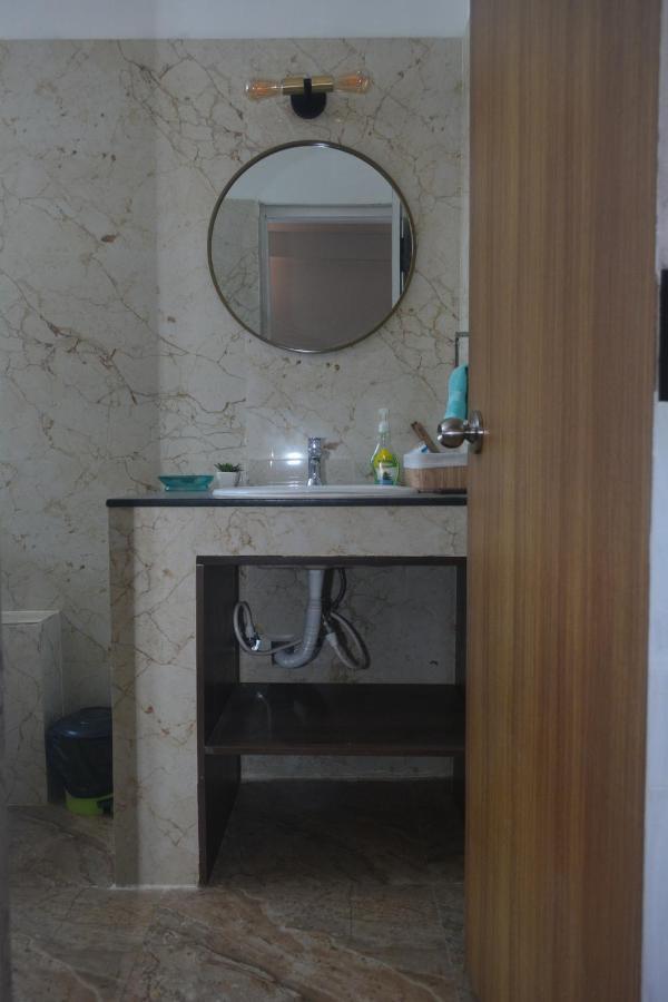 Dejavu Hotel Коимбаторе Екстериор снимка